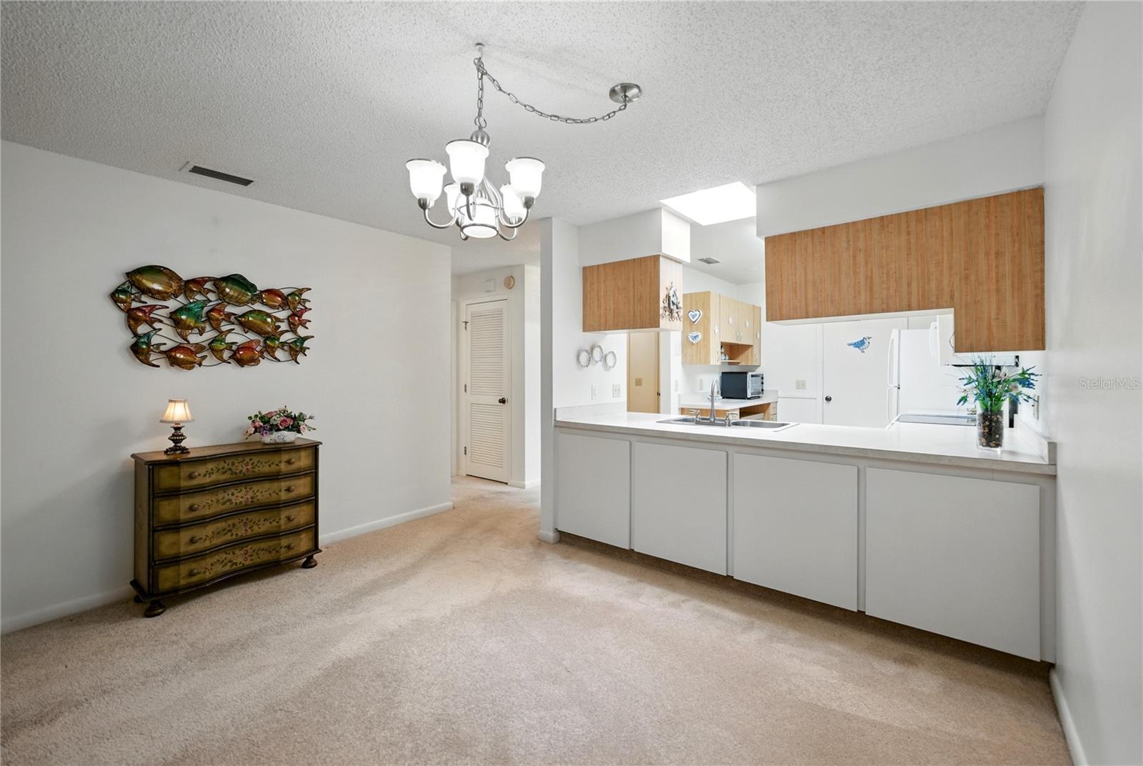 Image 12 of 57 For 1531 Oakview Circle Se