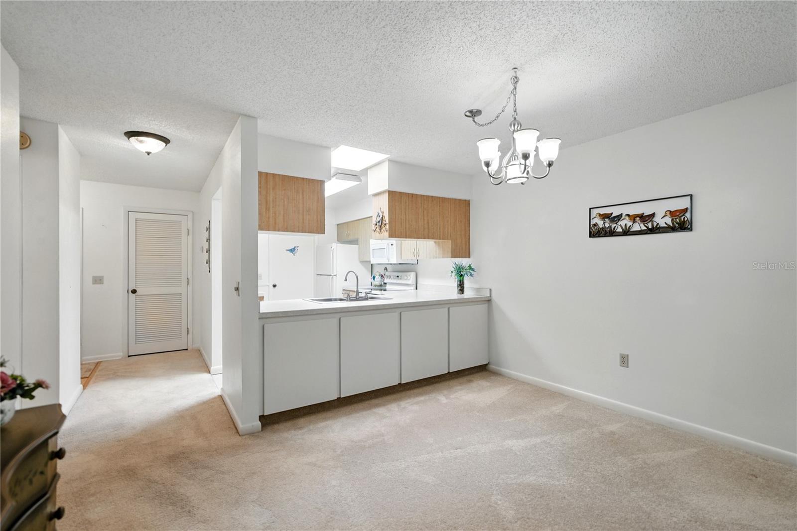 Image 20 of 57 For 1531 Oakview Circle Se