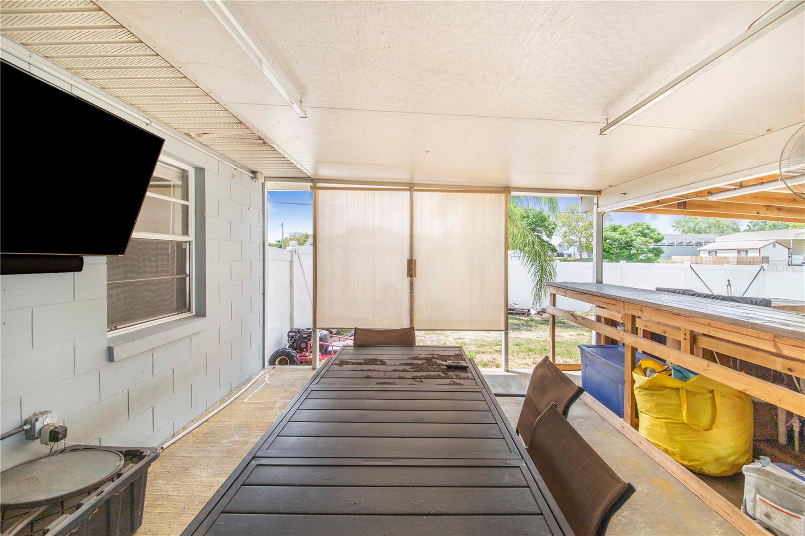 Image 21 of 44 For 498 7th Street