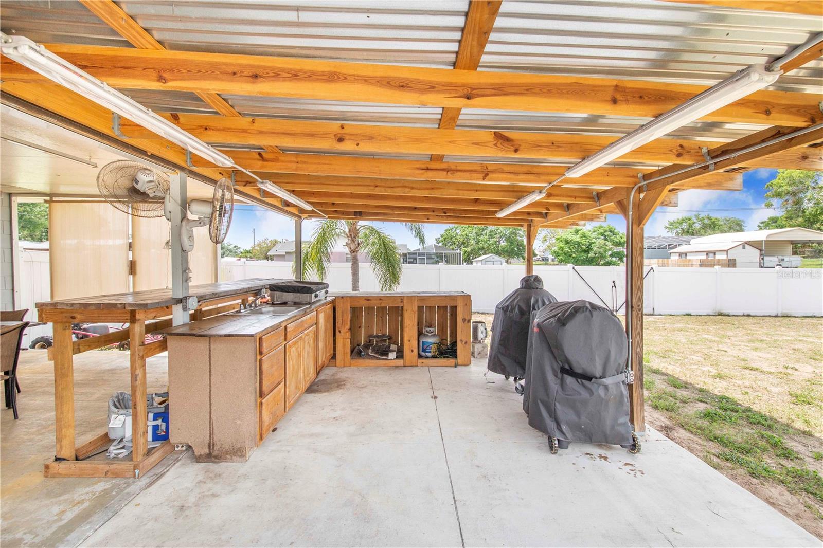 Image 23 of 44 For 498 7th Street