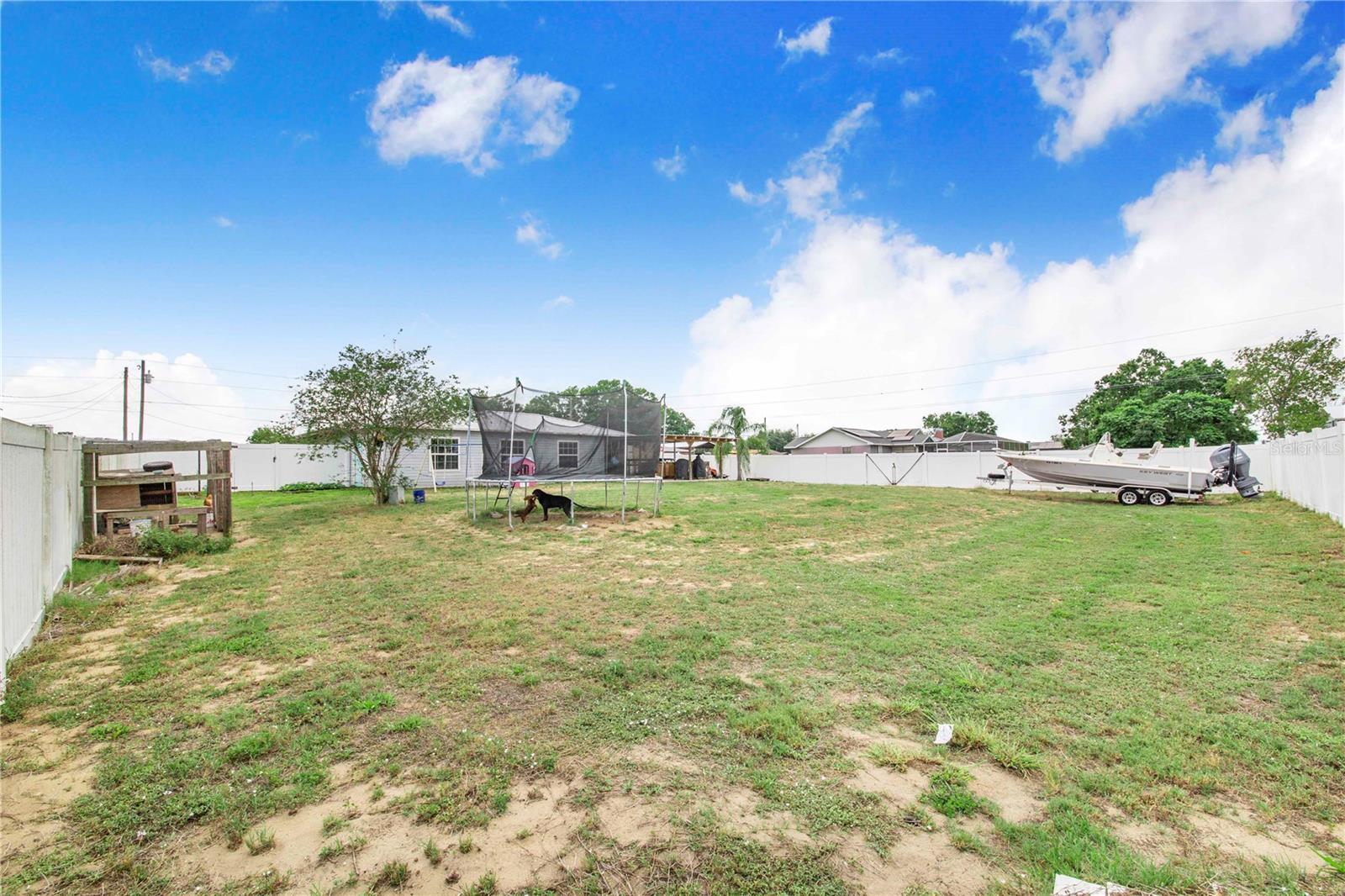 Image 27 of 44 For 498 7th Street