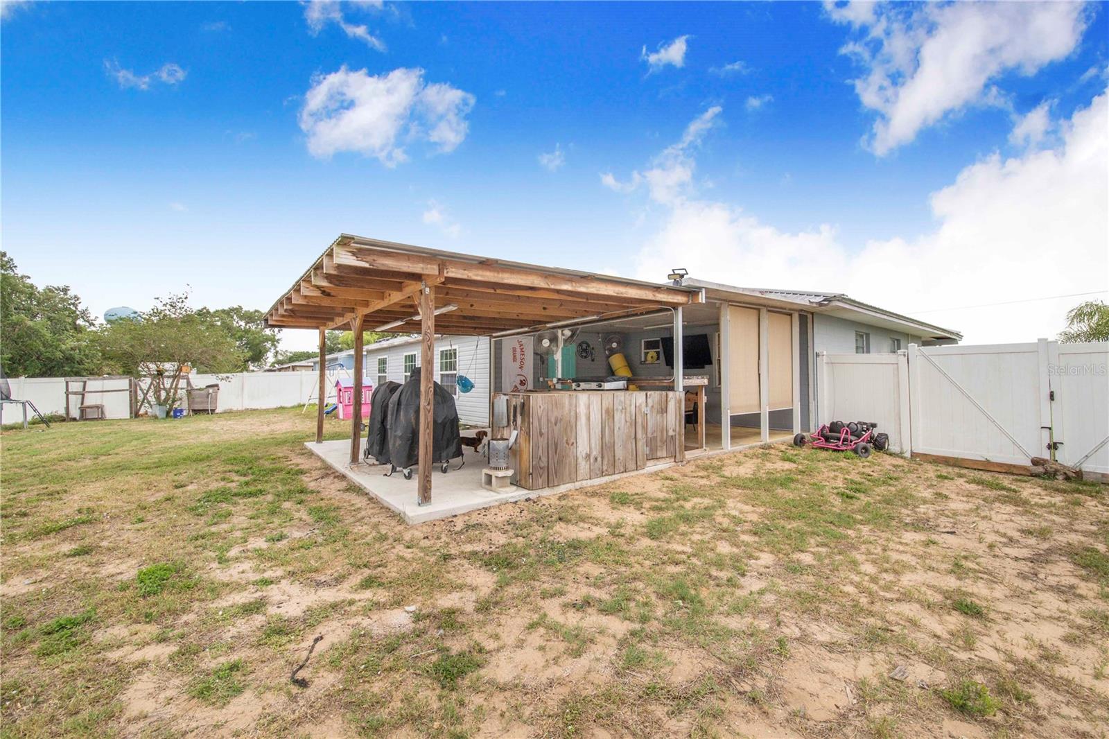 Image 31 of 44 For 498 7th Street