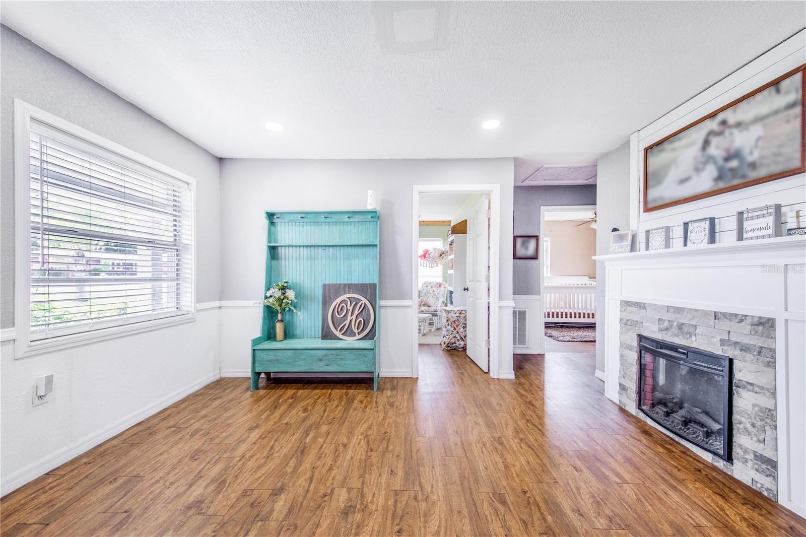 Image 7 of 44 For 498 7th Street