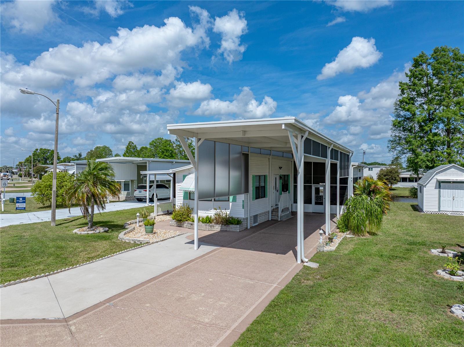 Image 4 of 78 For 5188 Shore Line Drive