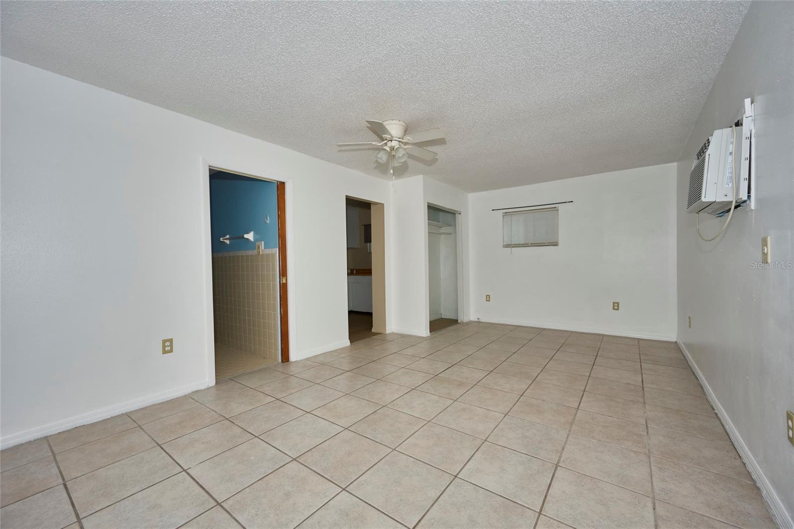 Image 45 of 59 For 219 Willow Street