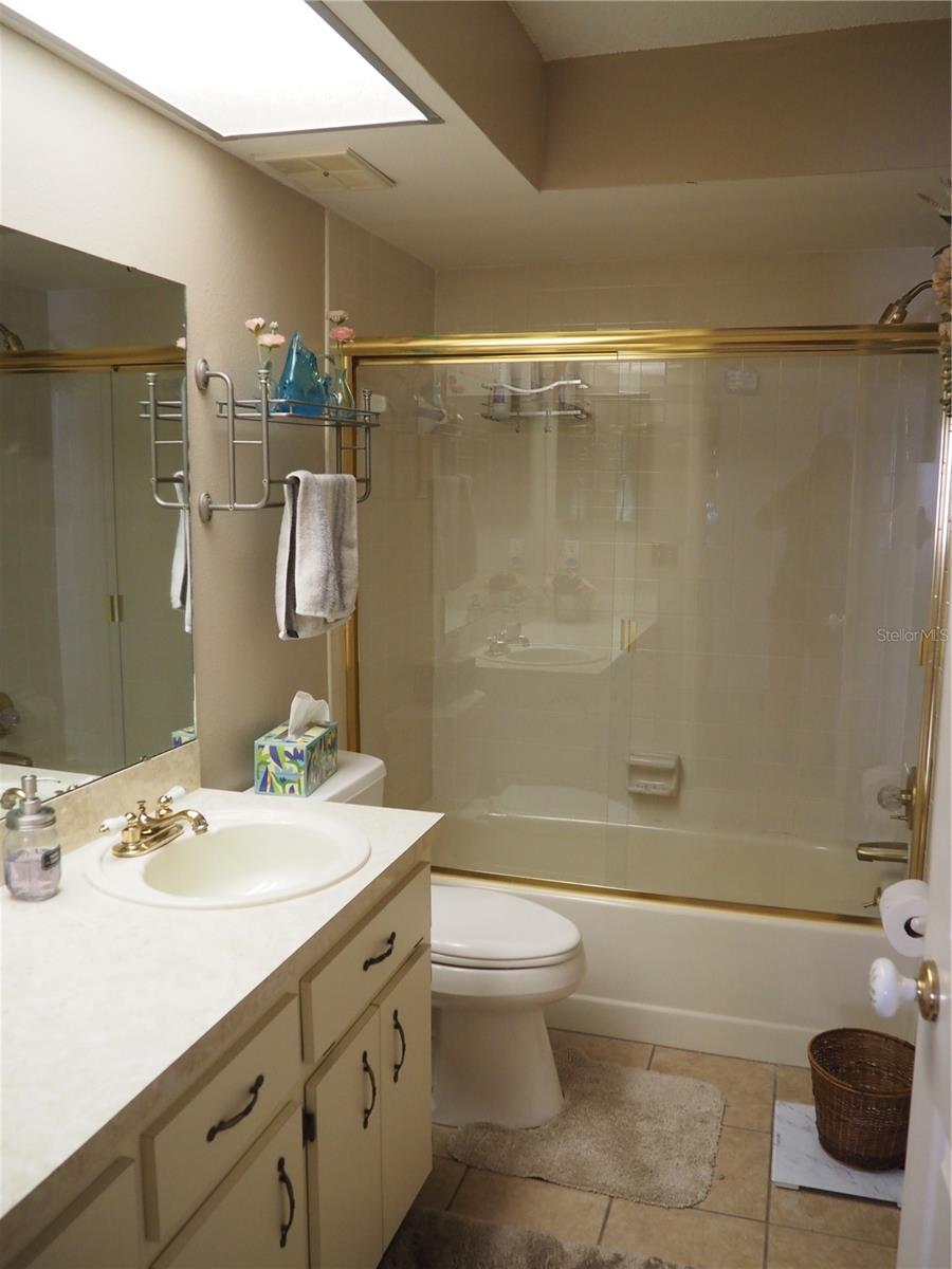 Image 10 of 32 For 4007 Cypress Lndg S