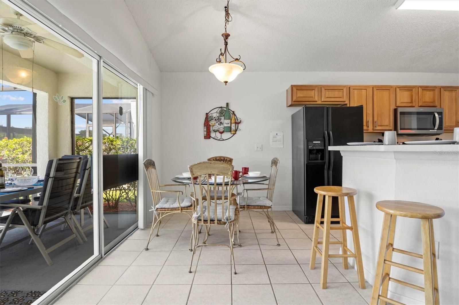Image 10 of 54 For 936 Lake Berkley Drive