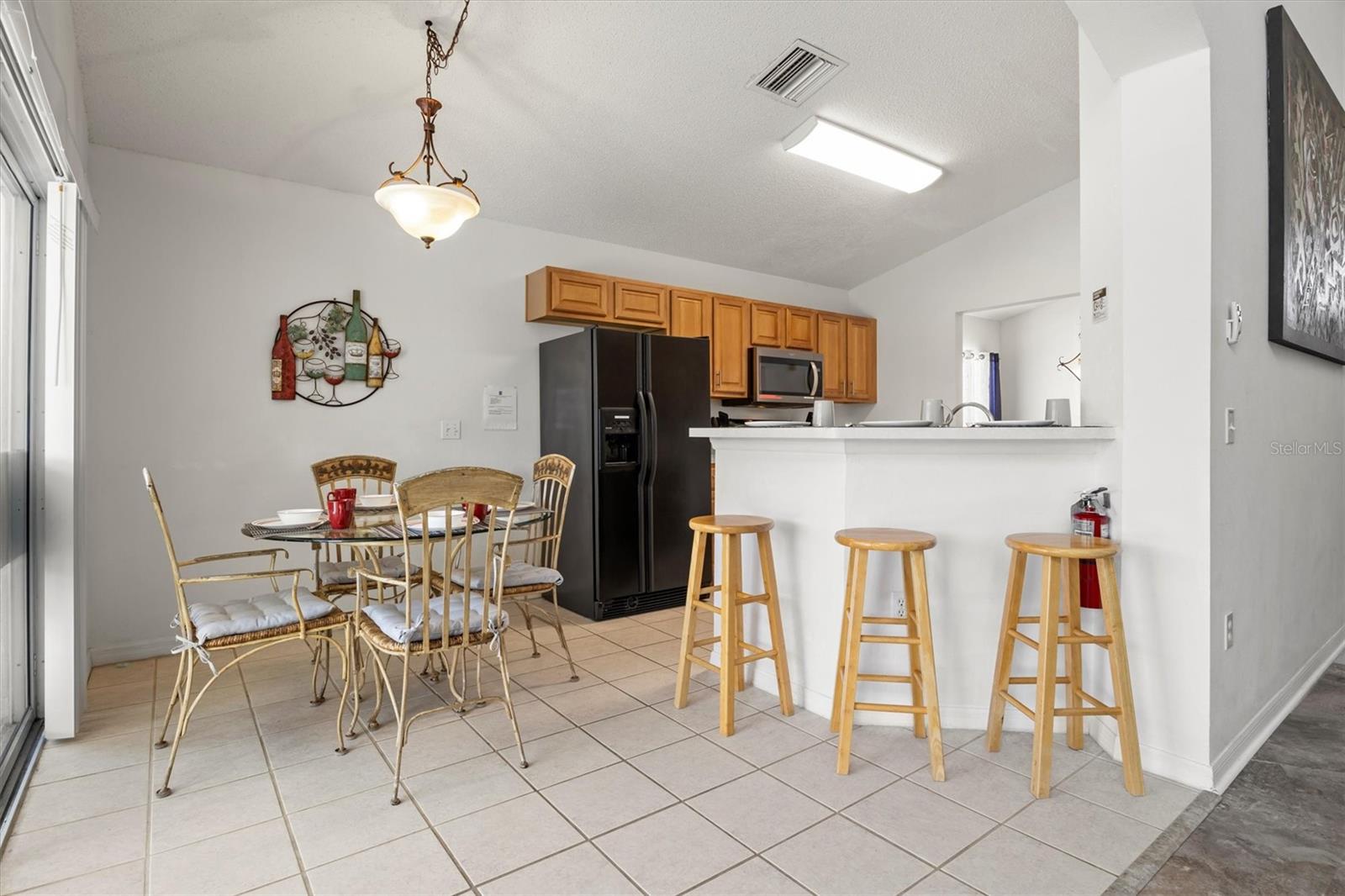 Image 11 of 54 For 936 Lake Berkley Drive