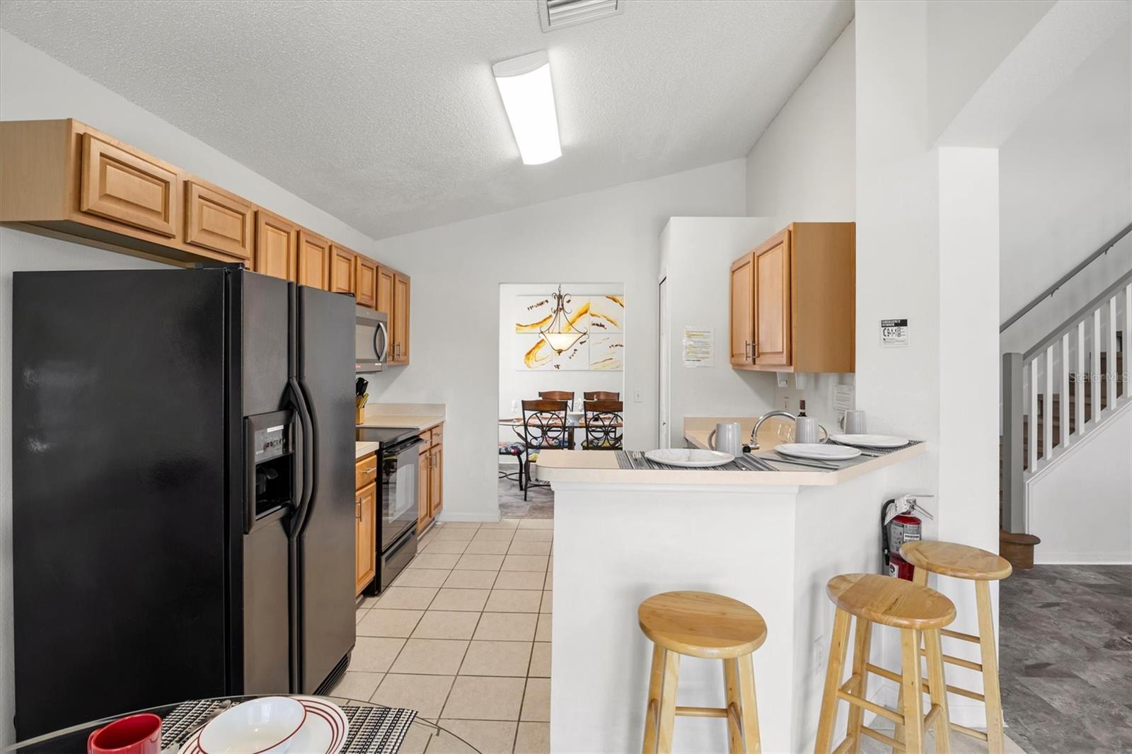 Image 12 of 54 For 936 Lake Berkley Drive