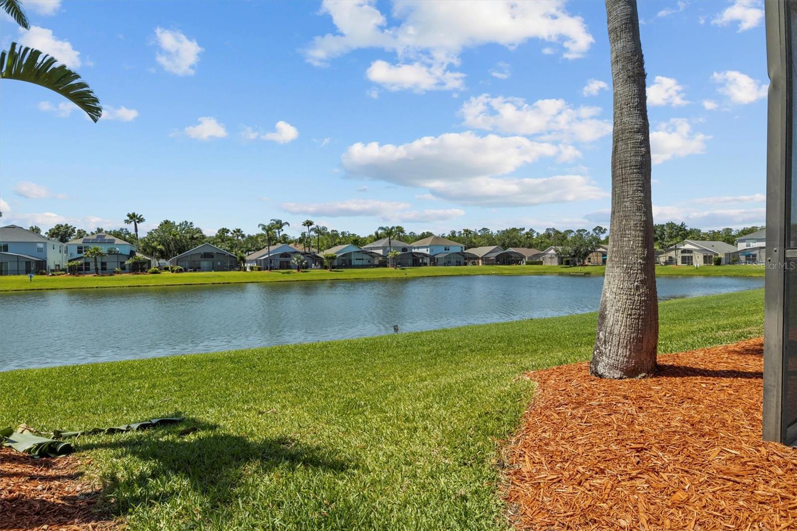 Image 41 of 54 For 936 Lake Berkley Drive