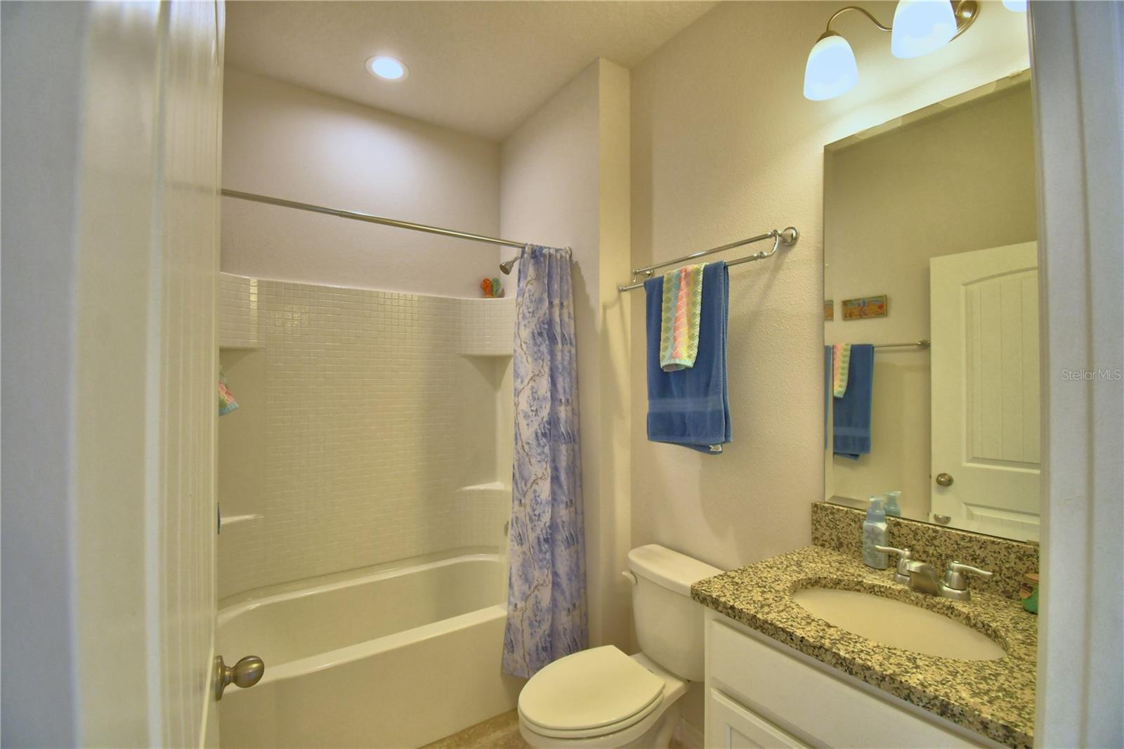 Image 30 of 57 For 2577 Canyon Crest Drive