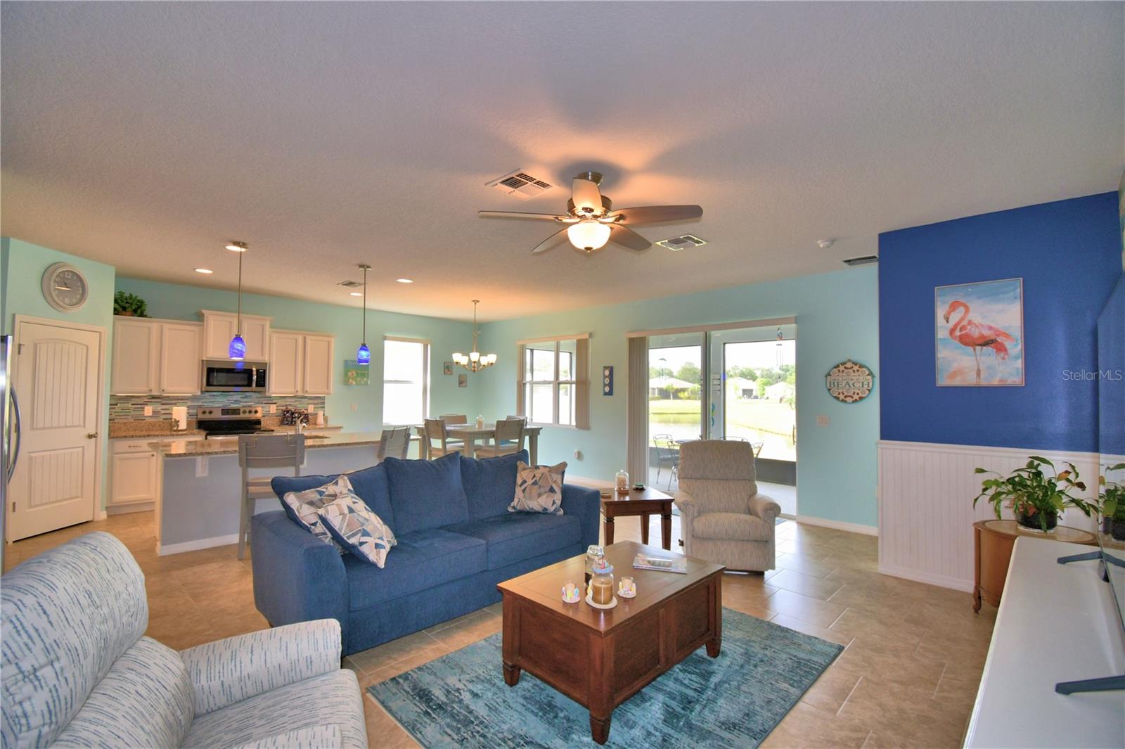 Image 4 of 57 For 2577 Canyon Crest Drive