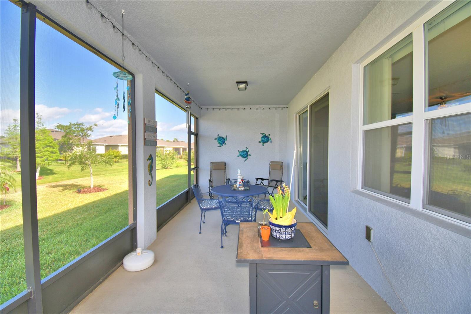 Image 41 of 57 For 2577 Canyon Crest Drive