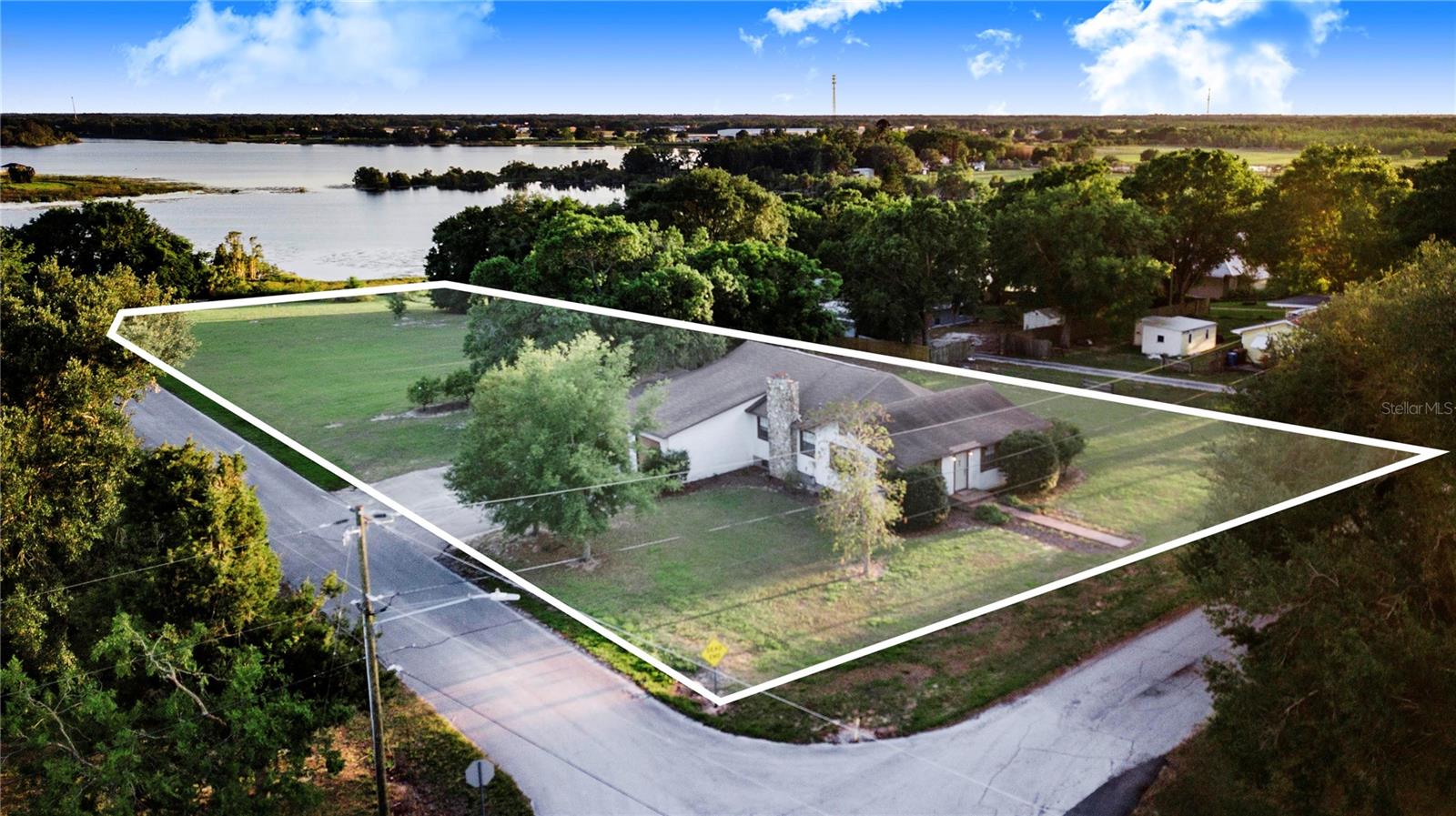 Image 2 of 46 For 302 Gates Avenue