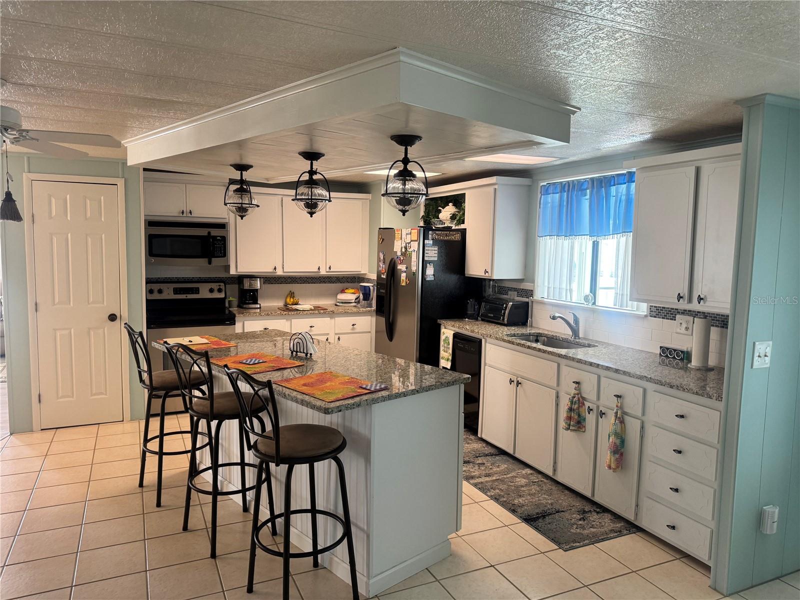 Image 16 of 57 For 341 Outrigger Place