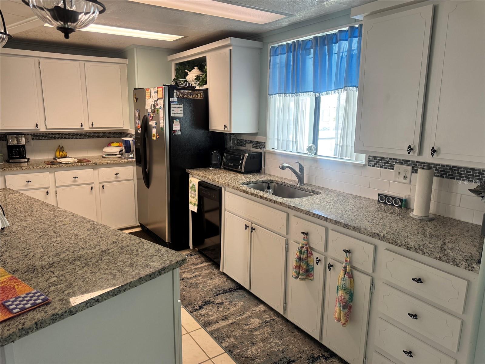 Image 19 of 57 For 341 Outrigger Place