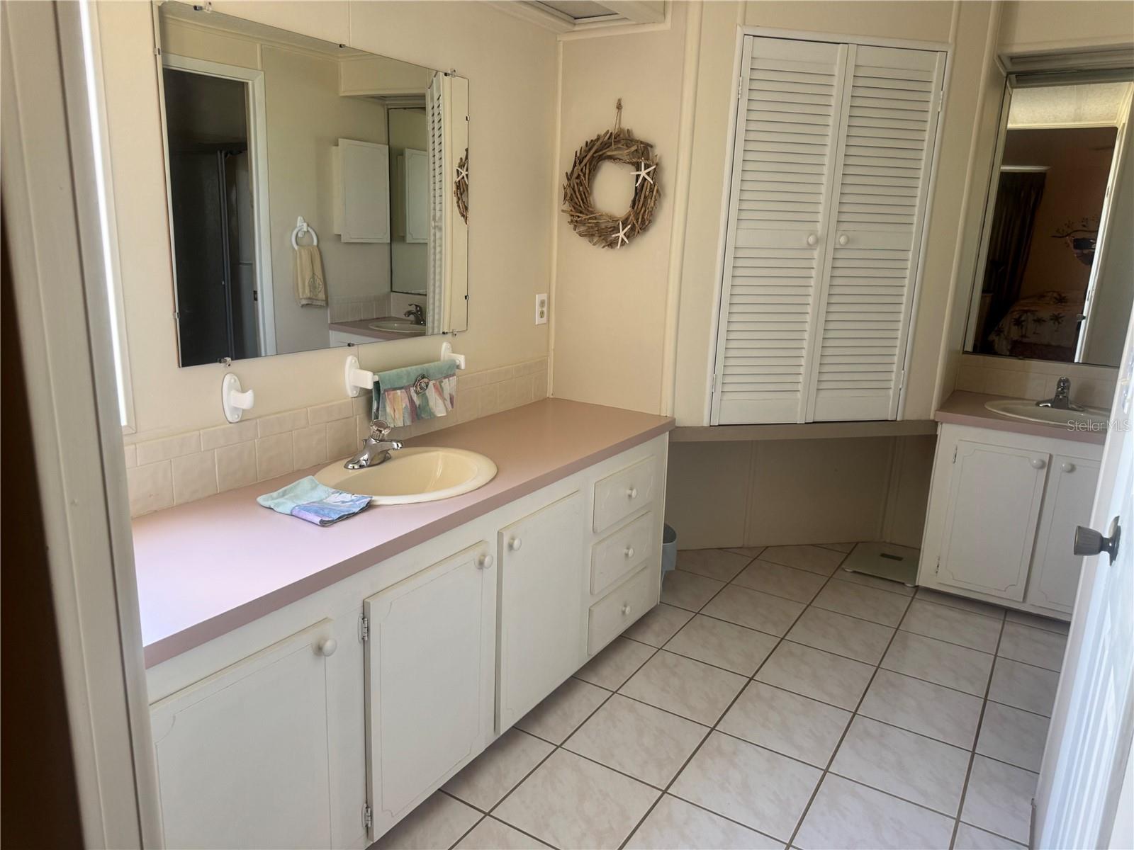 Image 30 of 57 For 341 Outrigger Place