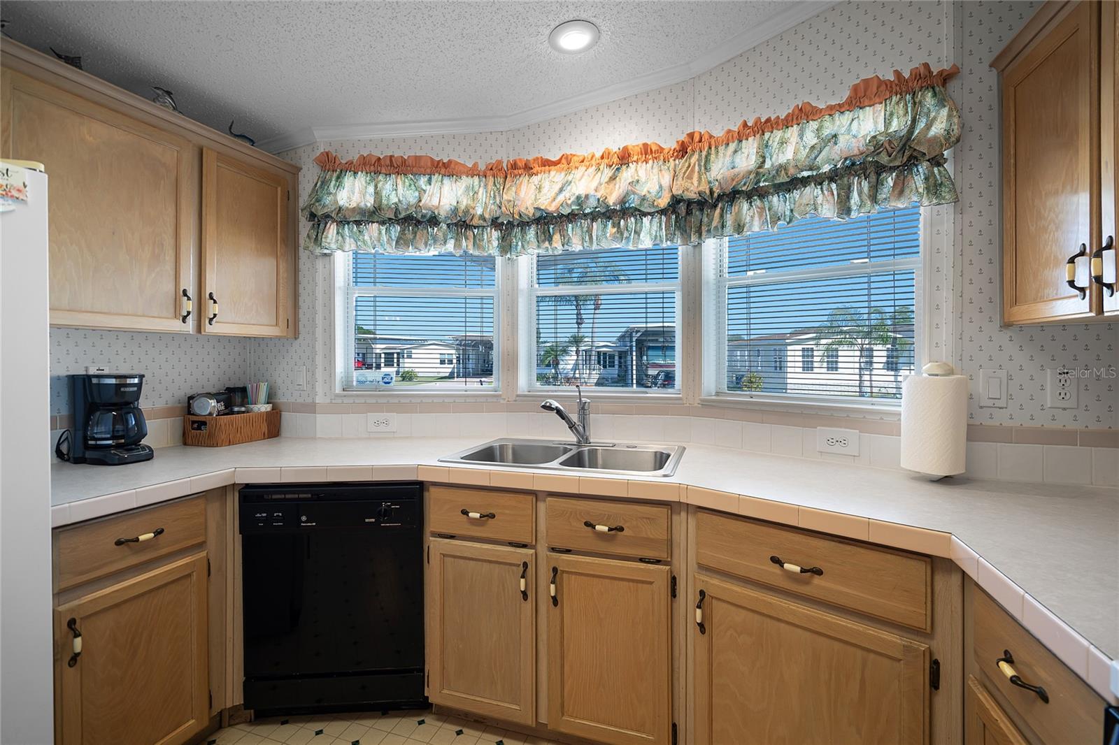 Image 26 of 65 For 5153 Island View Circle S