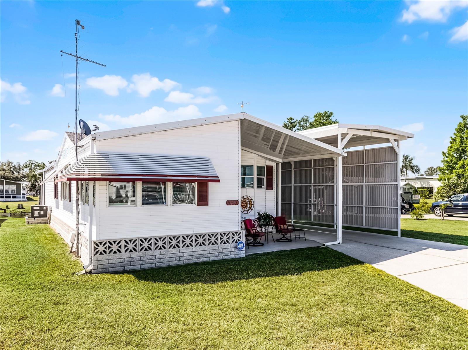 Image 7 of 65 For 5153 Island View Circle S
