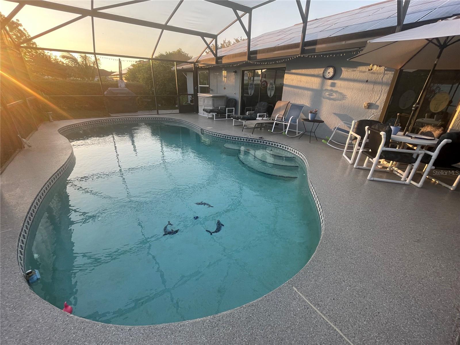 Image 40 of 77 For 716 Maderia Court
