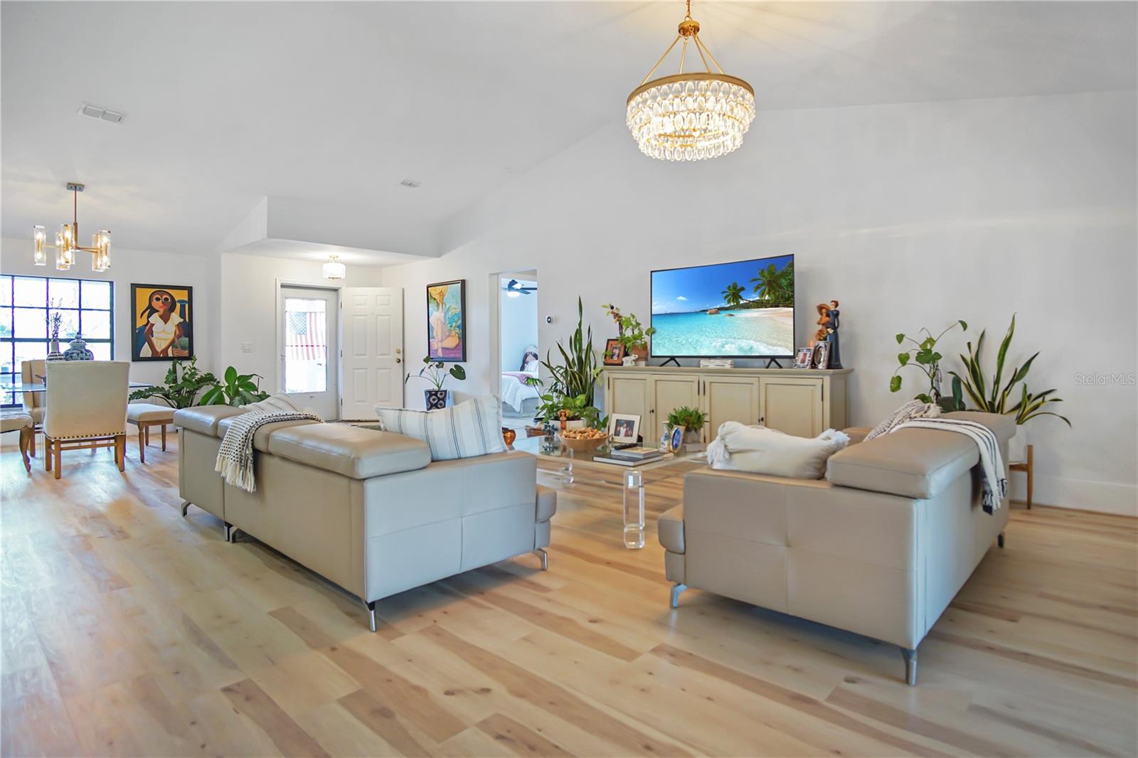 Listing photo id 13 for 1850 Lake Reedy Boulevard