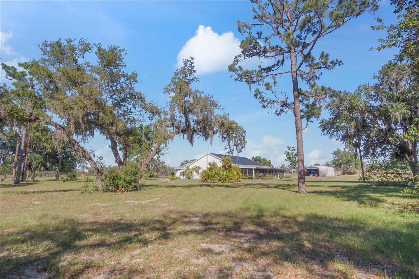 Listing photo id 40 for 1850 Lake Reedy Boulevard