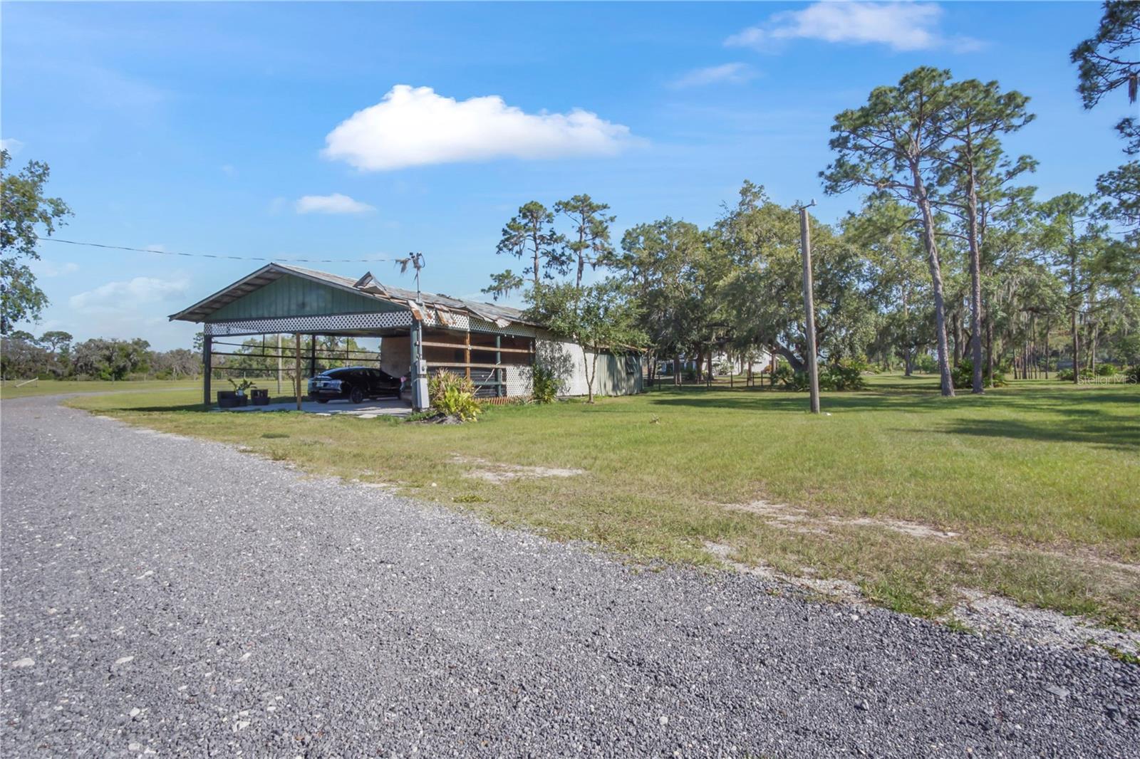 Listing photo id 45 for 1850 Lake Reedy Boulevard