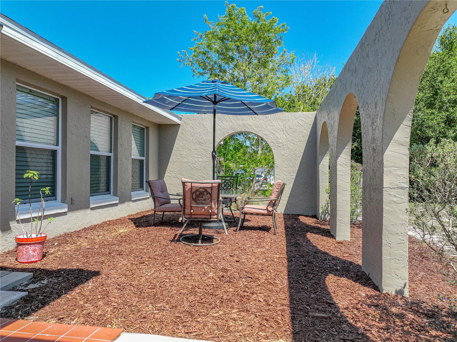 Image 15 of 80 For 9019 Oakwood Drive