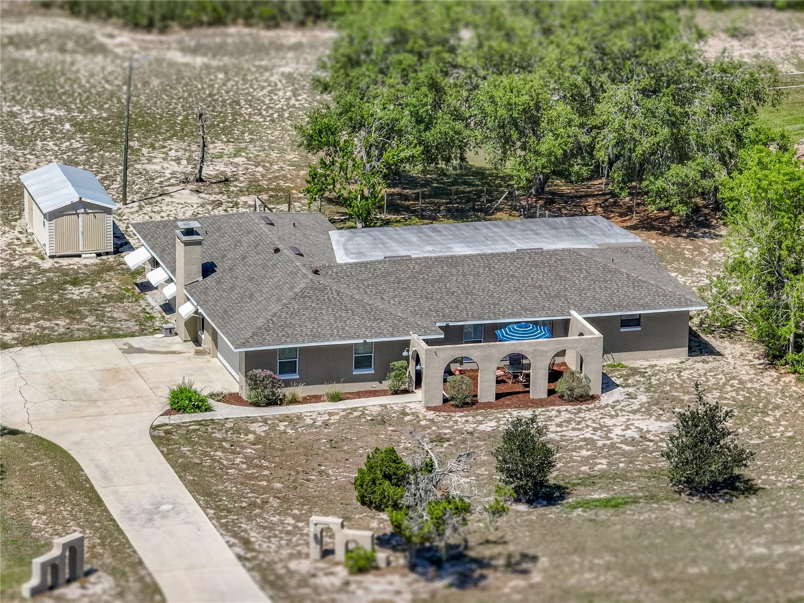 Image 4 of 80 For 9019 Oakwood Drive