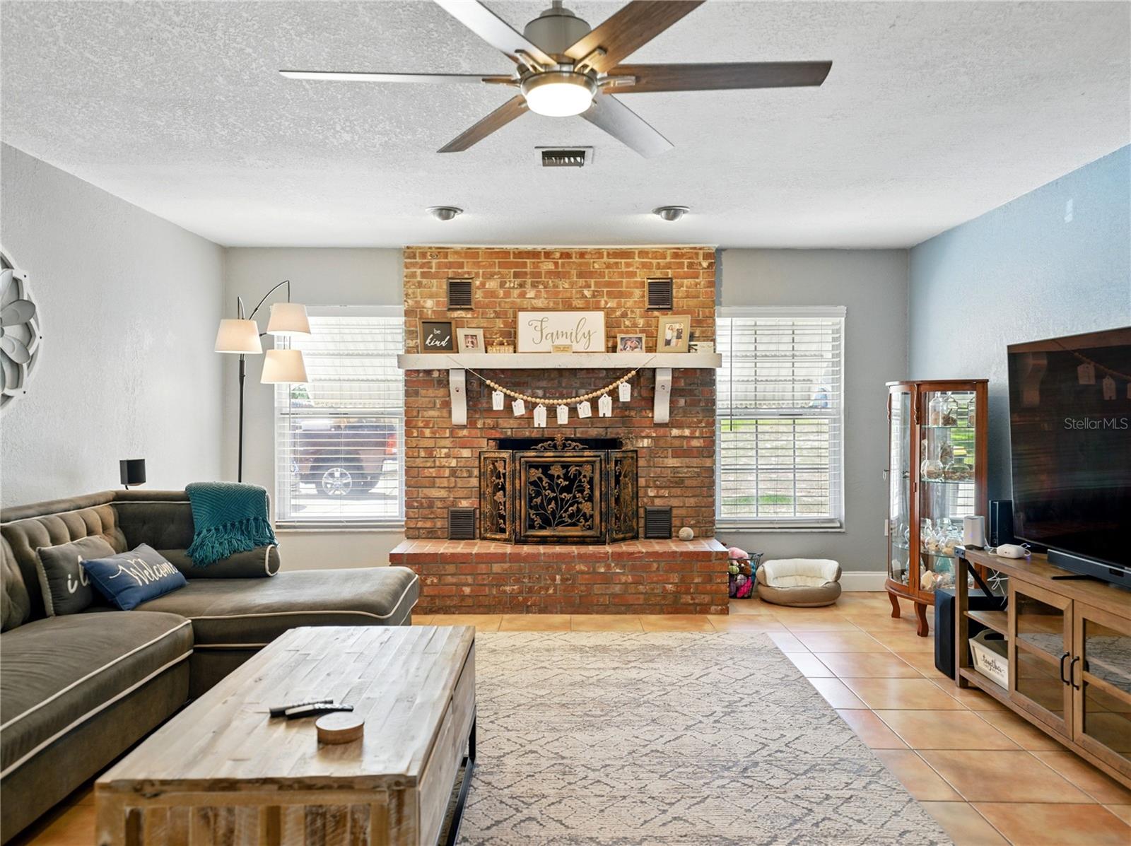 Image 49 of 80 For 9019 Oakwood Drive