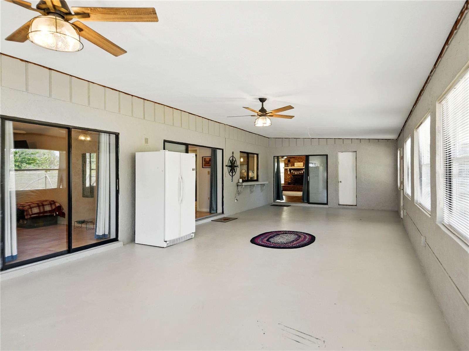 Image 57 of 80 For 9019 Oakwood Drive