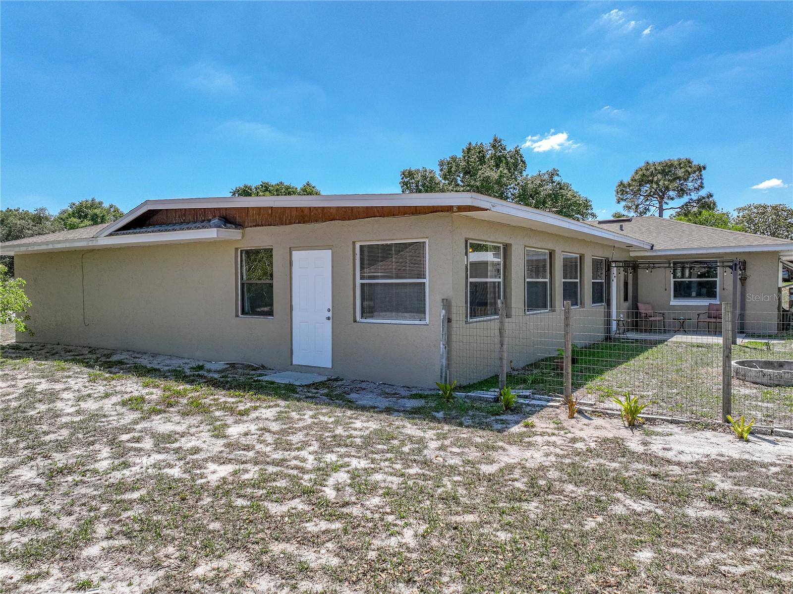 Image 69 of 80 For 9019 Oakwood Drive