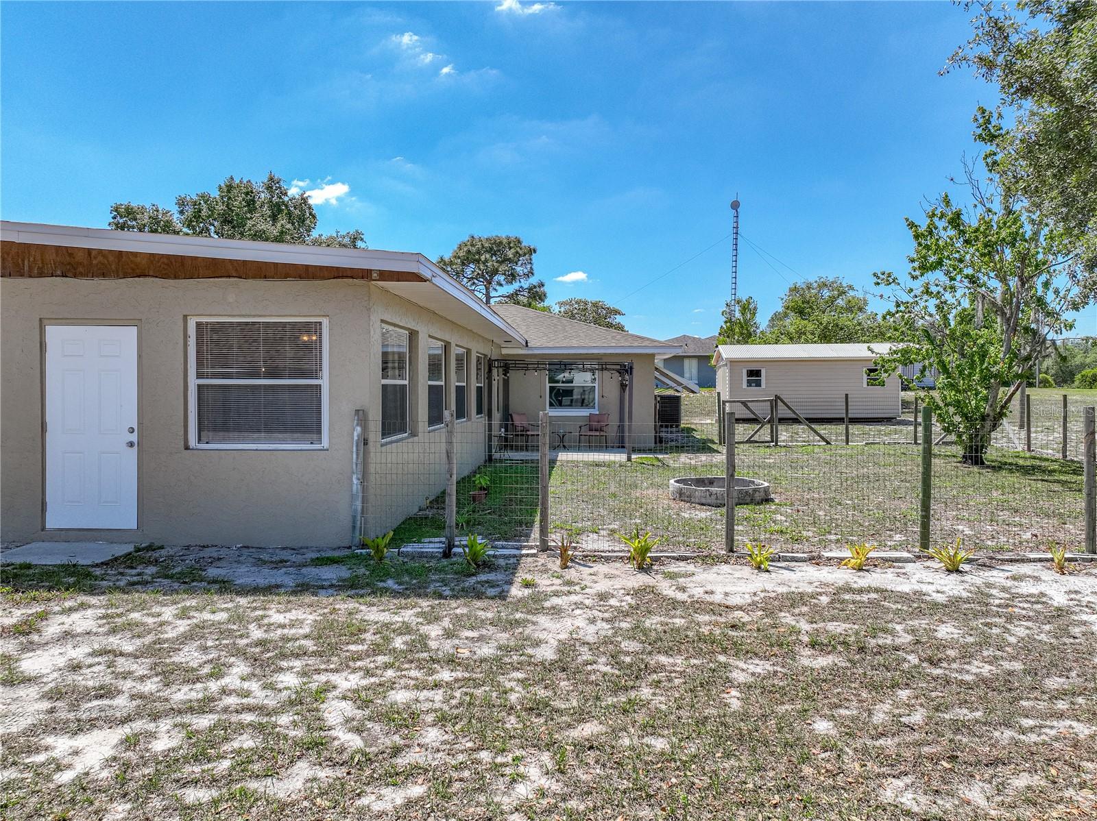 Image 77 of 80 For 9019 Oakwood Drive
