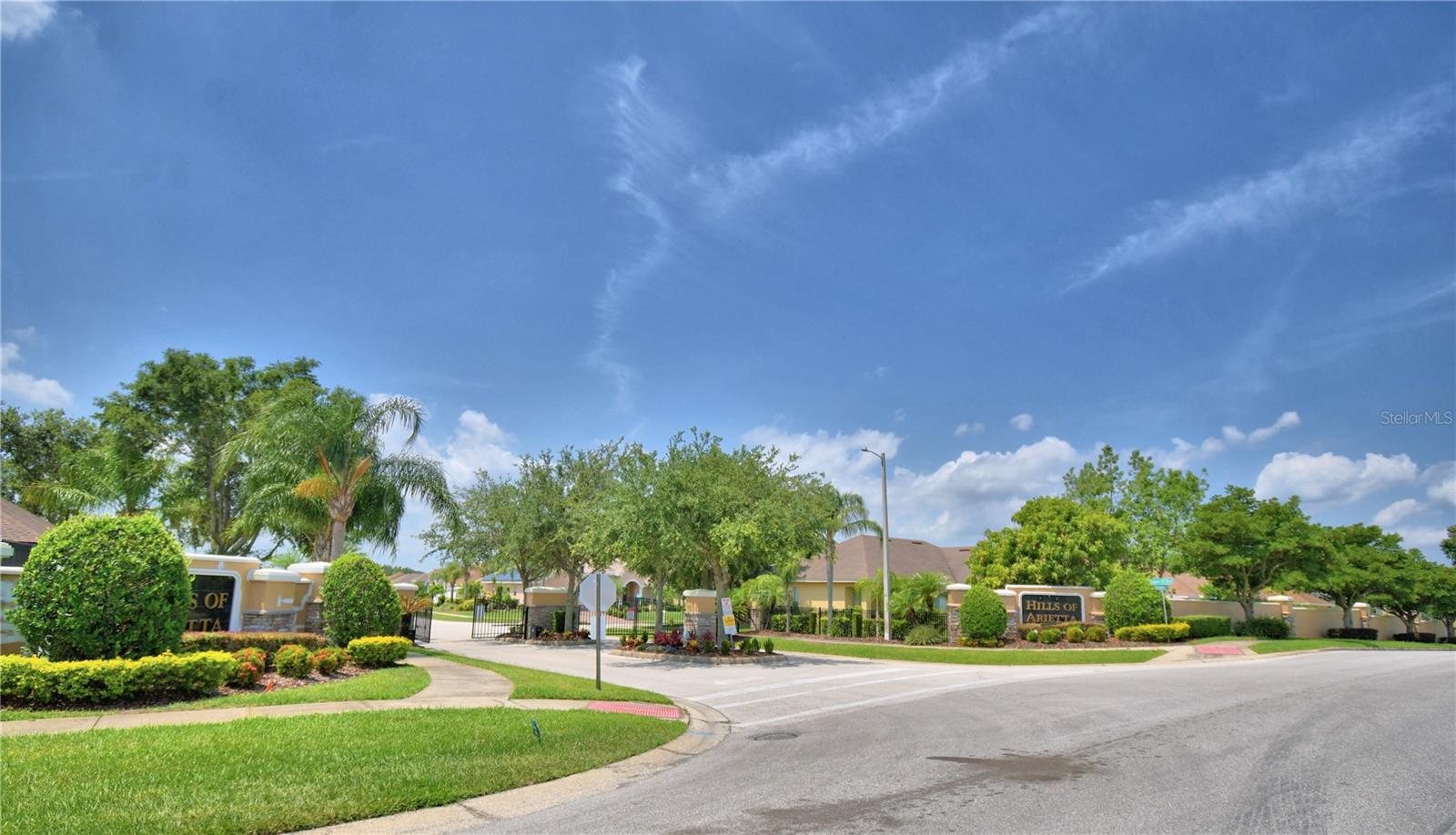 Image 2 of 61 For 186 Viola Drive