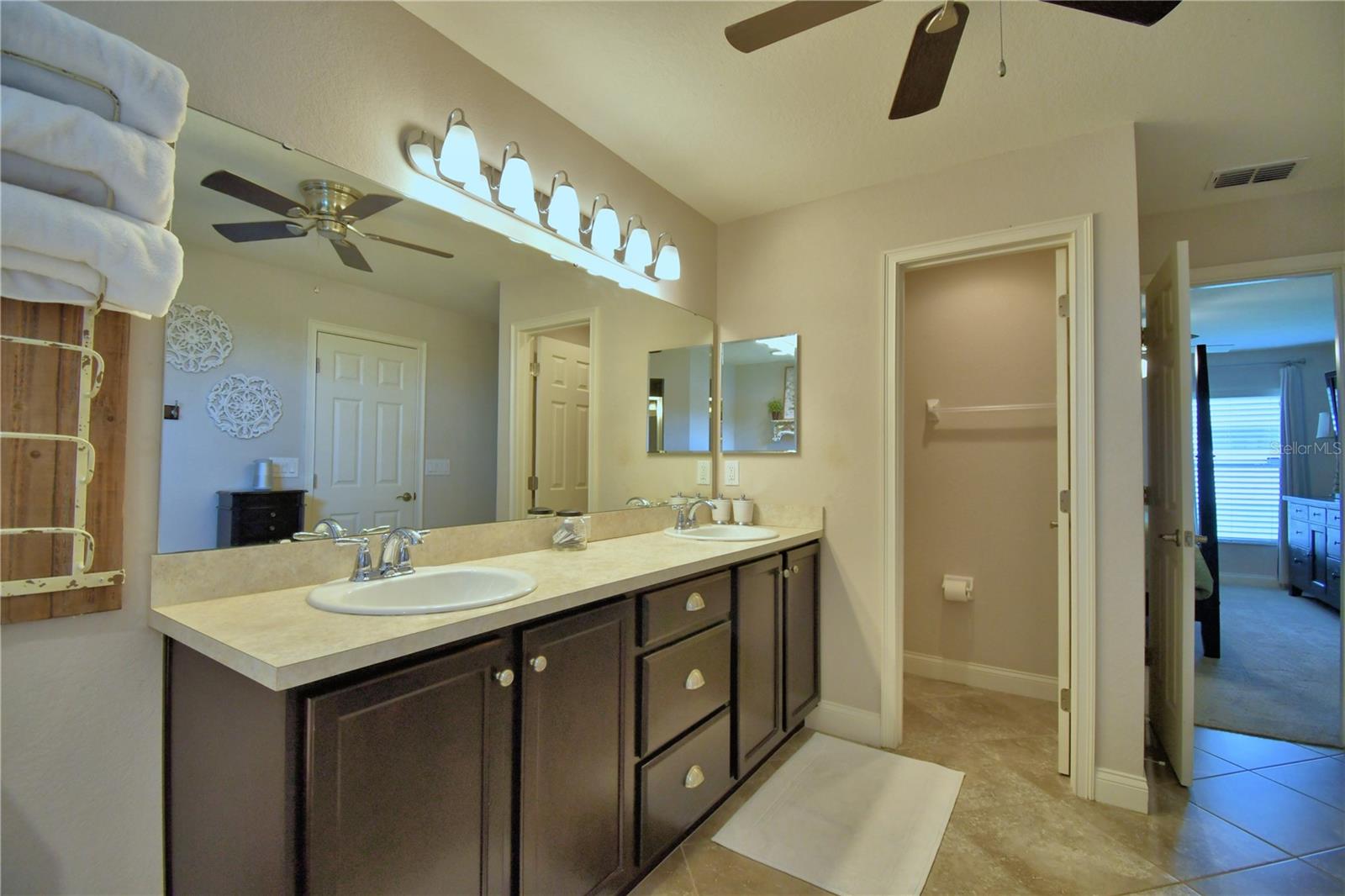 Image 41 of 61 For 186 Viola Drive