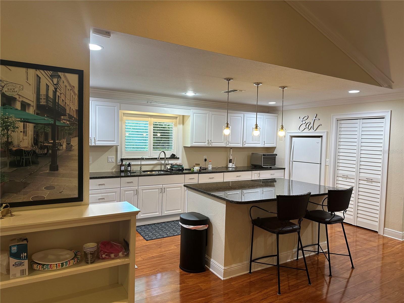 Image 11 of 49 For 104 Woden Way