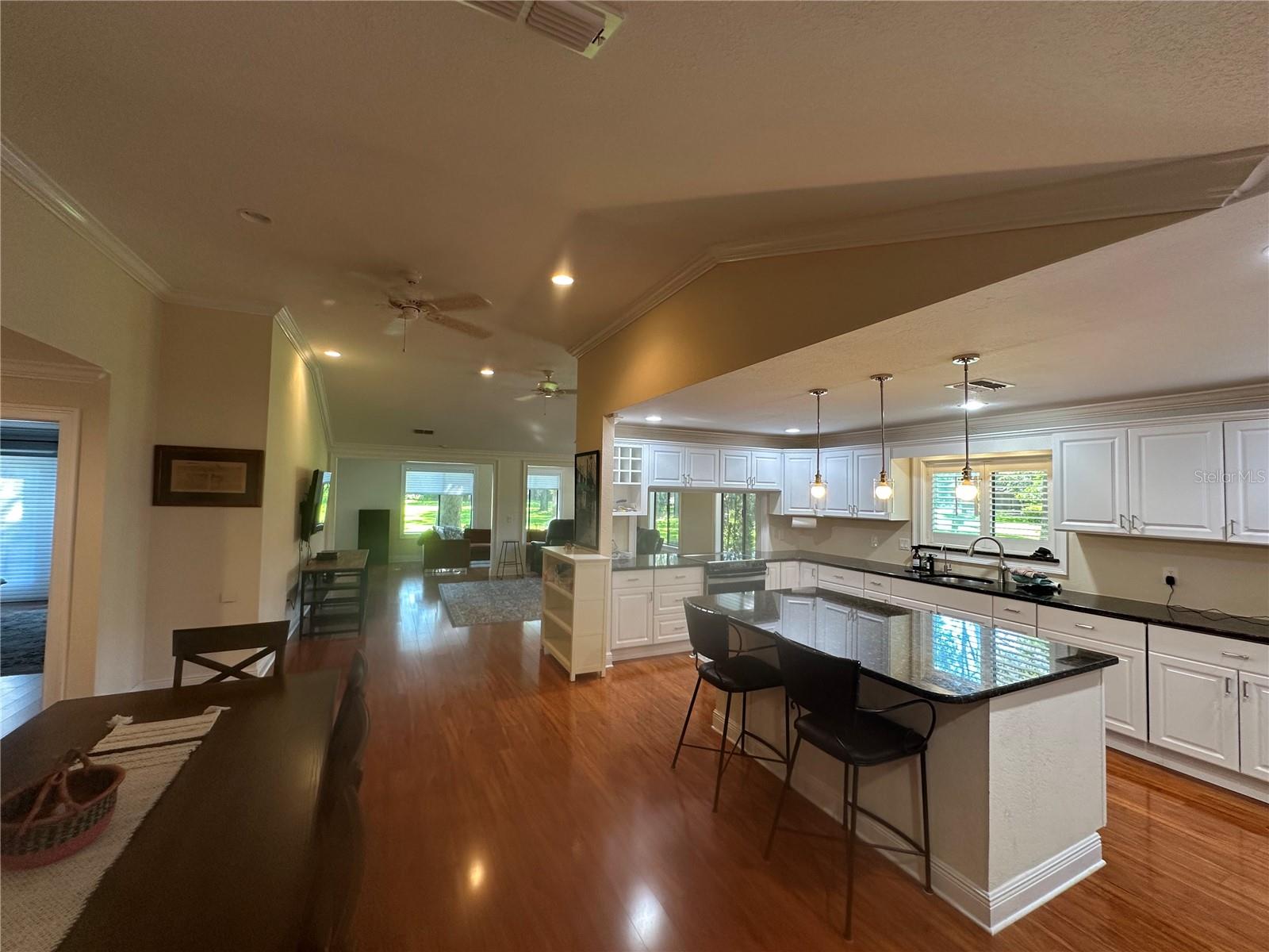 Image 20 of 49 For 104 Woden Way