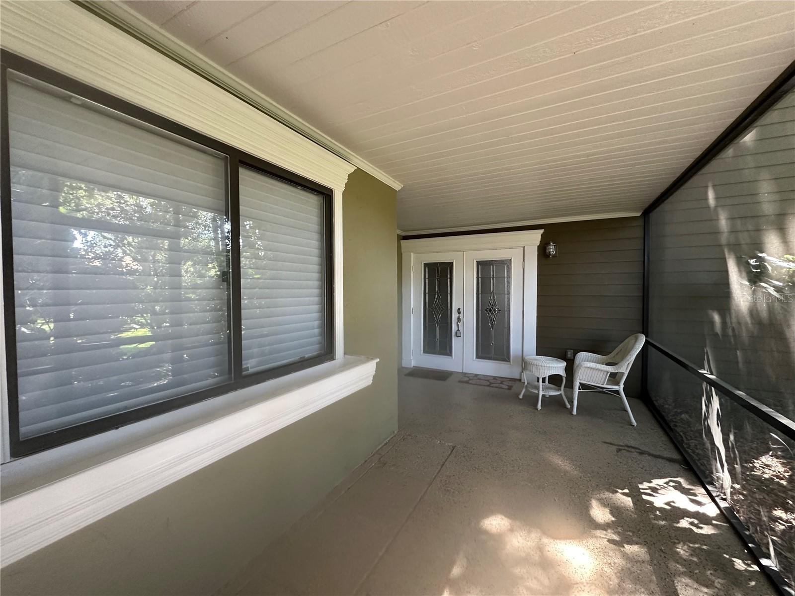 Image 5 of 49 For 104 Woden Way