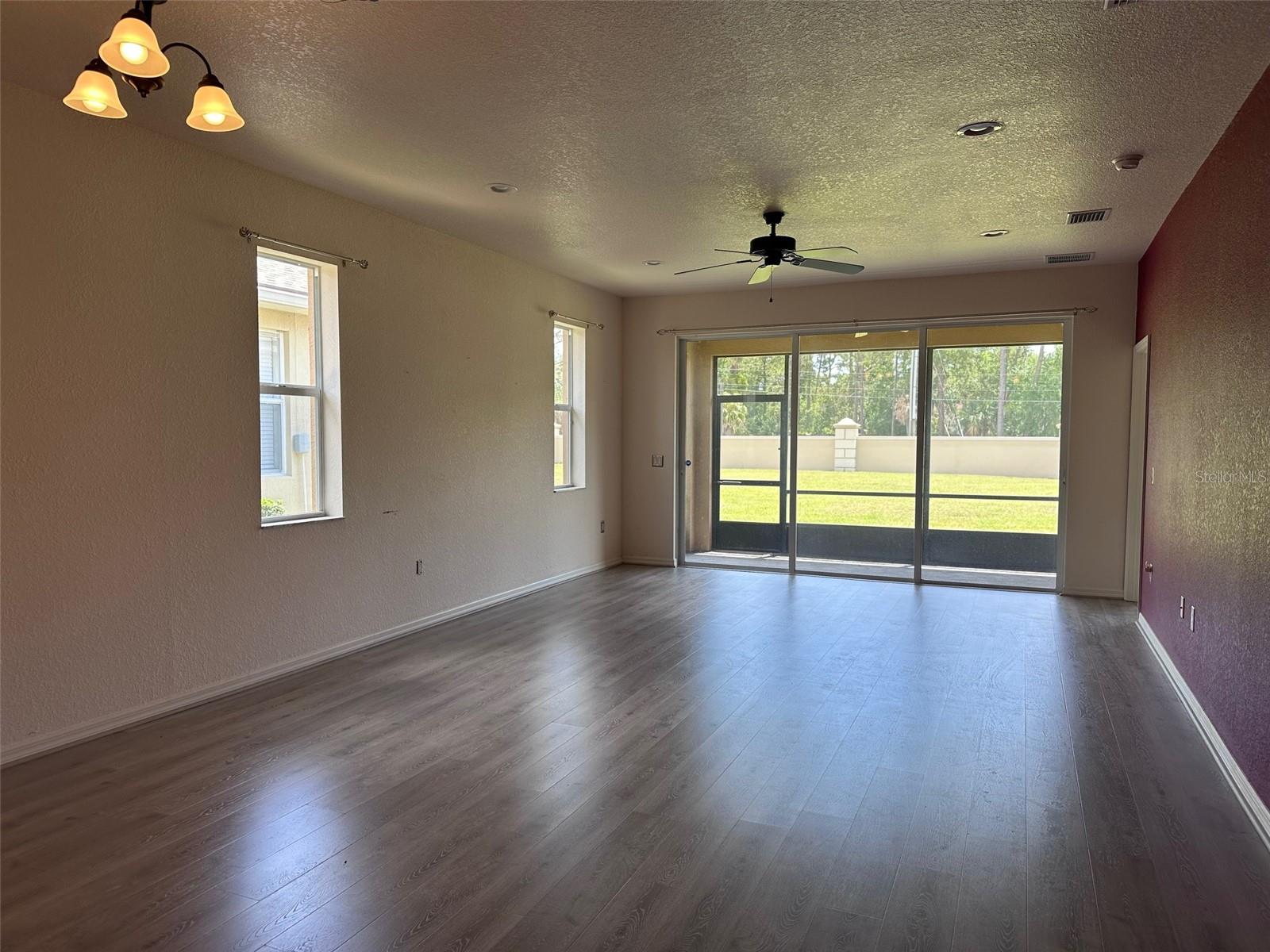 Image 2 of 17 For 1224 Vienna Square Drive