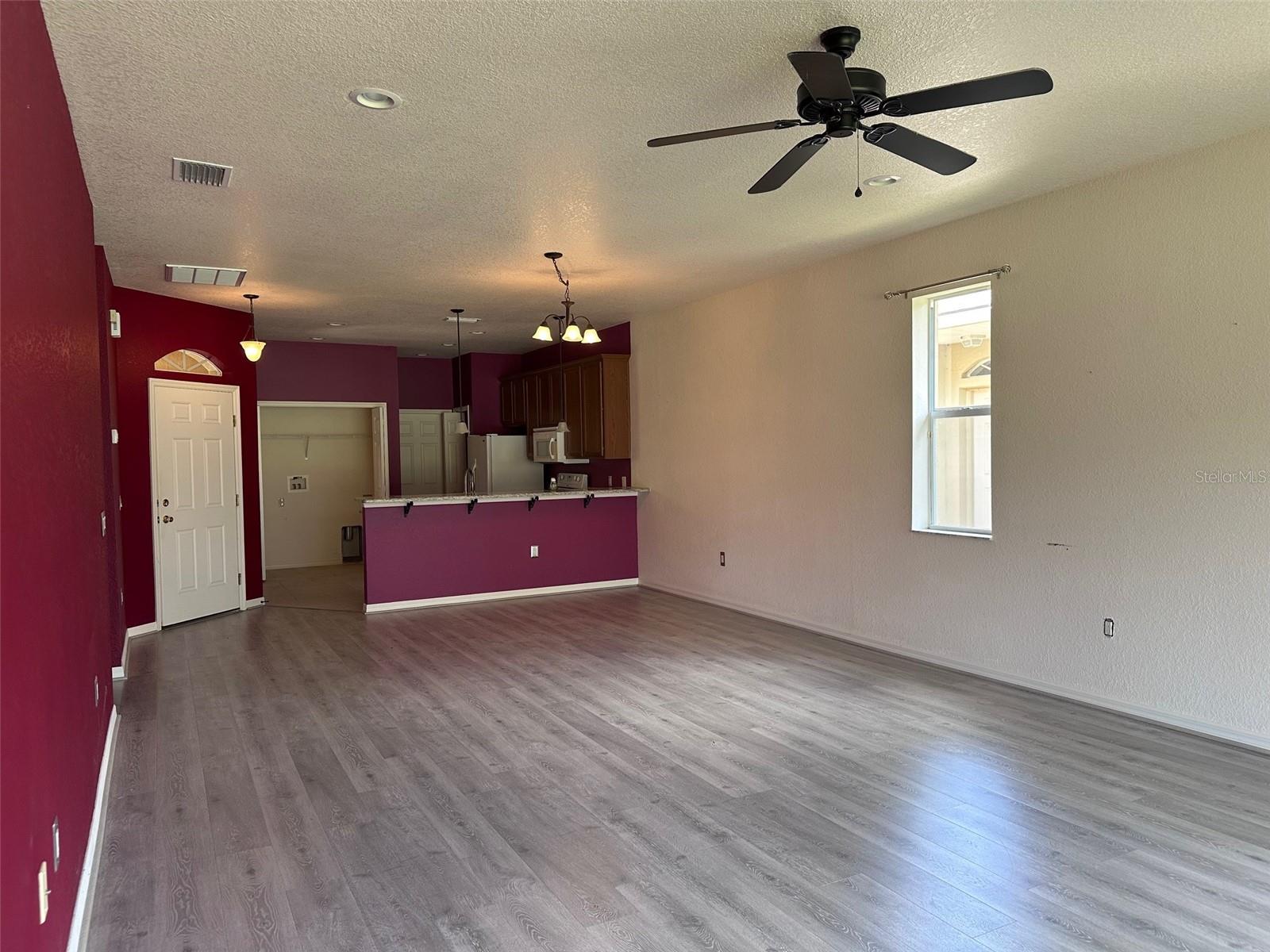 Image 3 of 17 For 1224 Vienna Square Drive