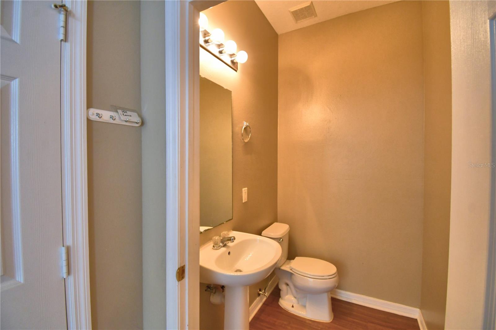 Image 11 of 85 For 154 Canna Drive