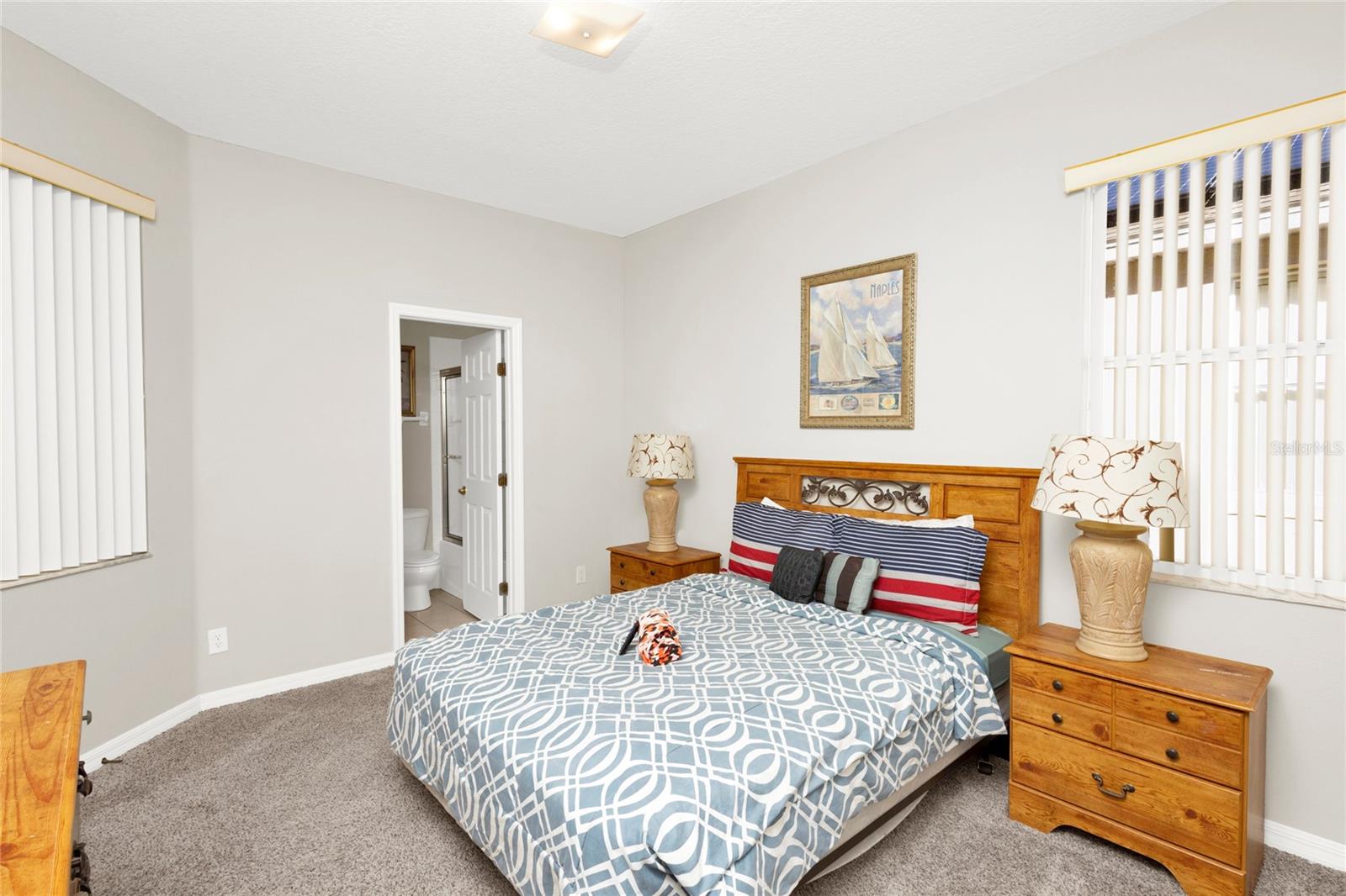 Image 19 of 43 For 662 Orista Drive