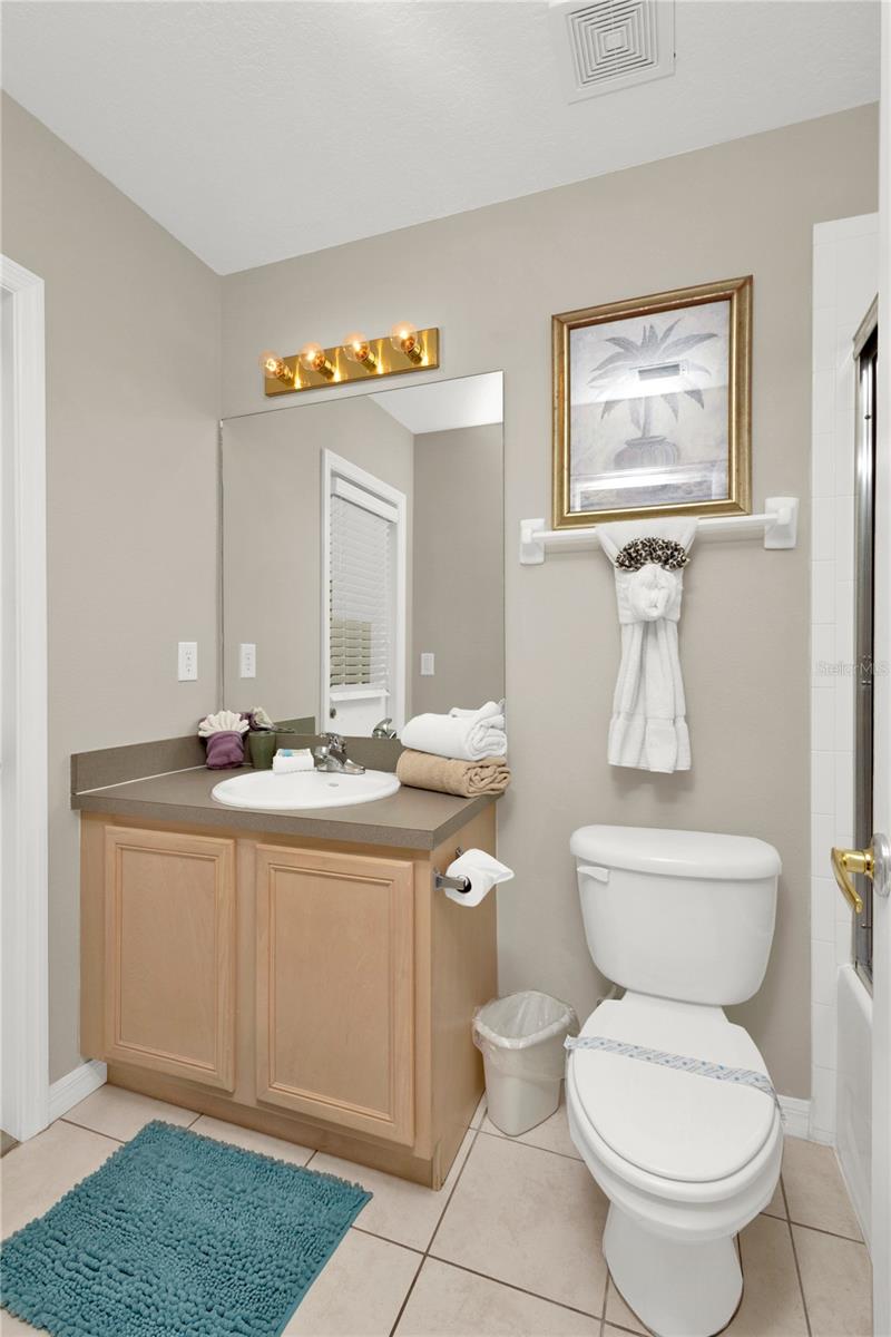 Image 20 of 43 For 662 Orista Drive