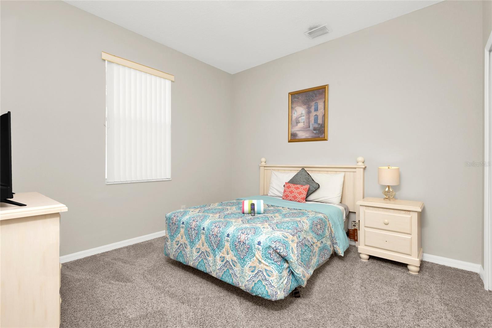 Image 23 of 43 For 662 Orista Drive