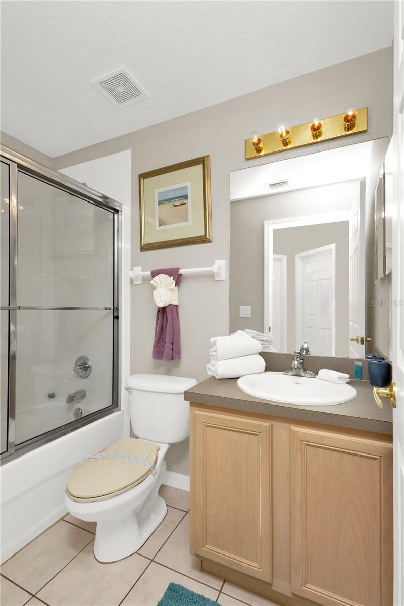 Image 27 of 43 For 662 Orista Drive