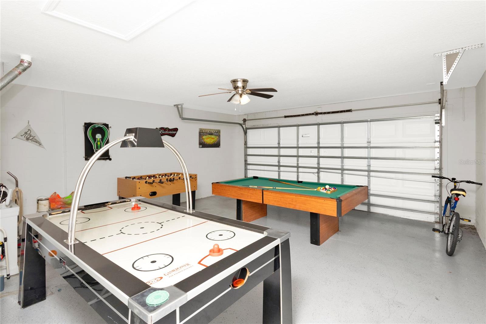 Image 32 of 43 For 662 Orista Drive
