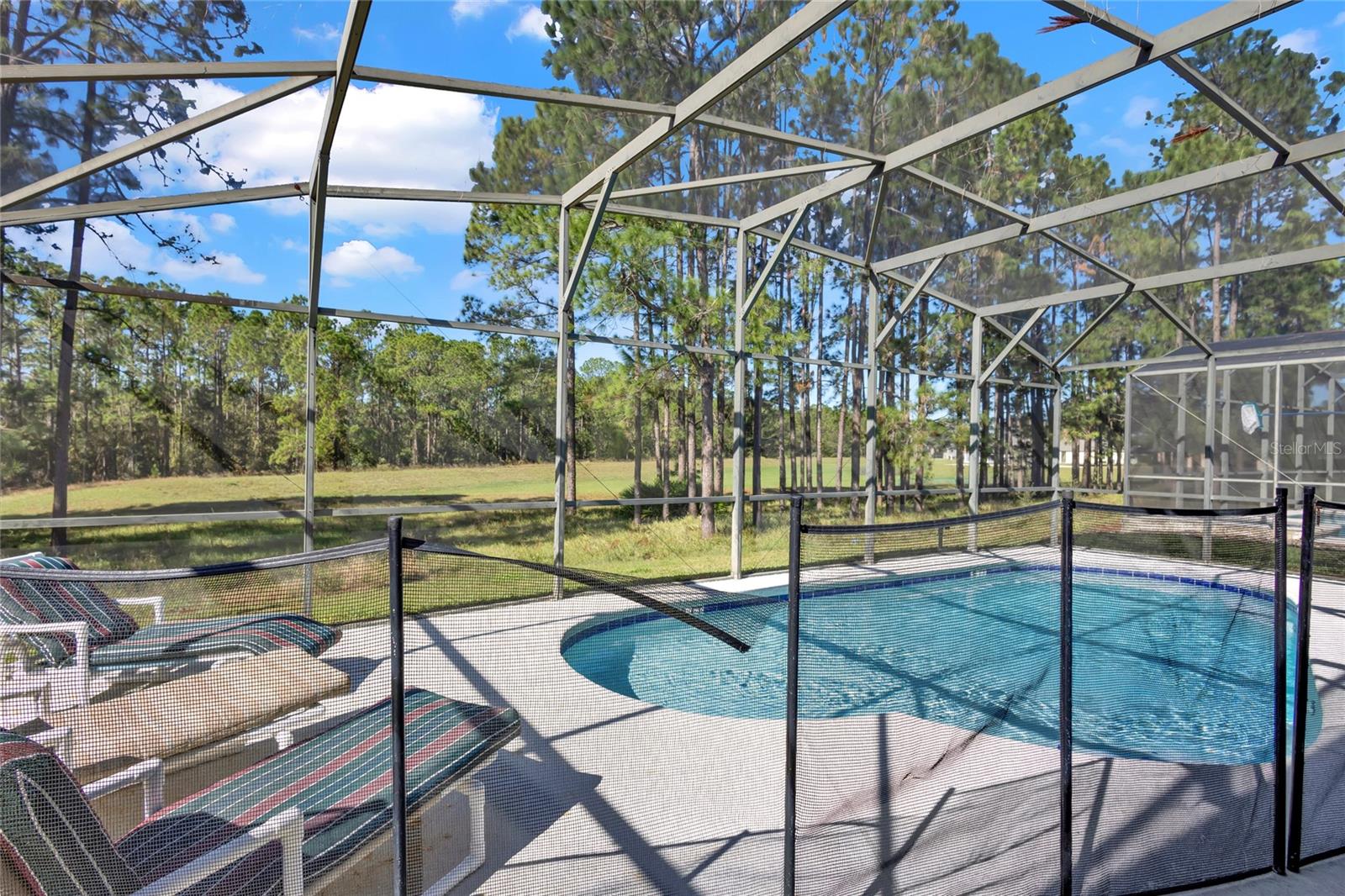 Image 37 of 43 For 662 Orista Drive