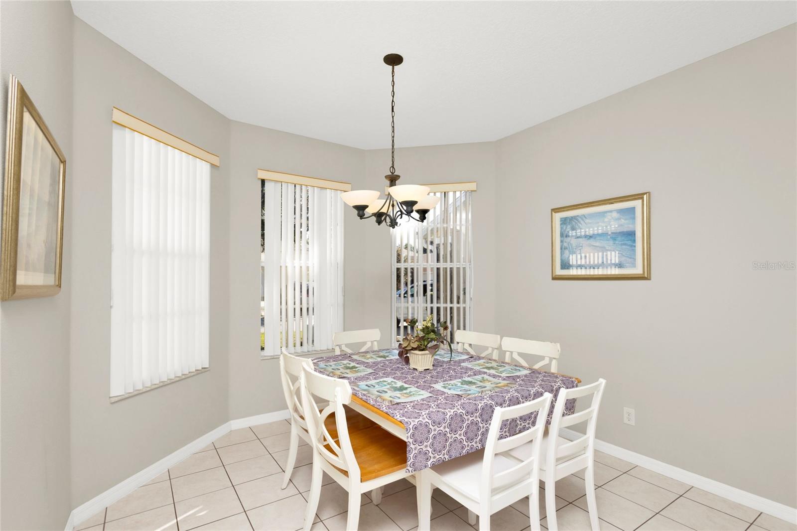 Image 4 of 43 For 662 Orista Drive