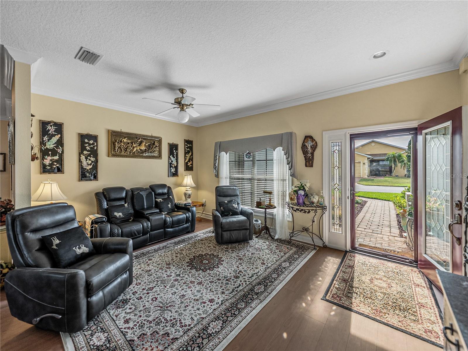 Image 17 of 95 For 4081 Dunmore Drive