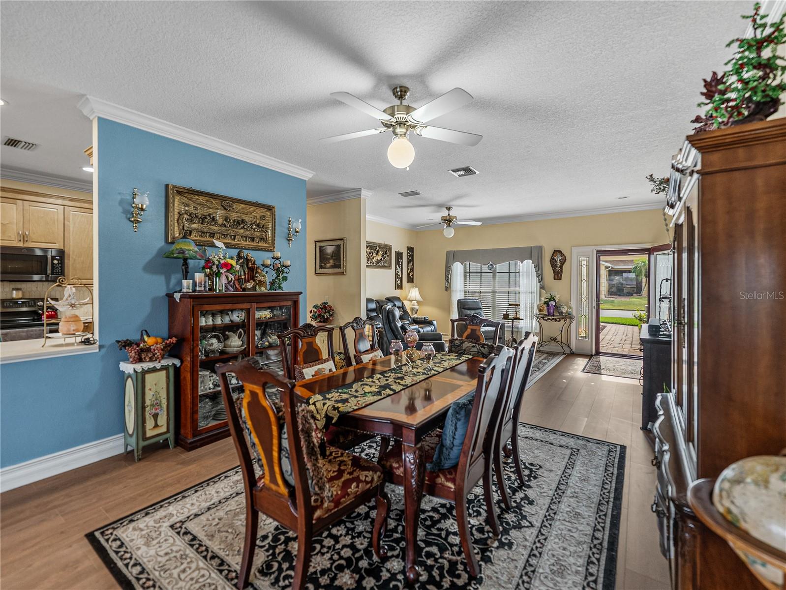 Image 25 of 95 For 4081 Dunmore Drive